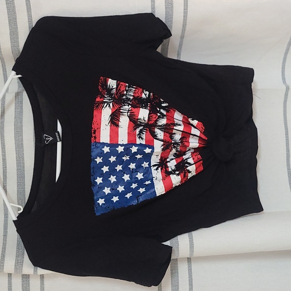 Crop top shirt
